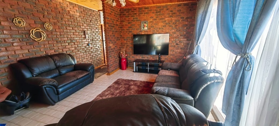 3 Bedroom Property for Sale in Dassie Rand North West